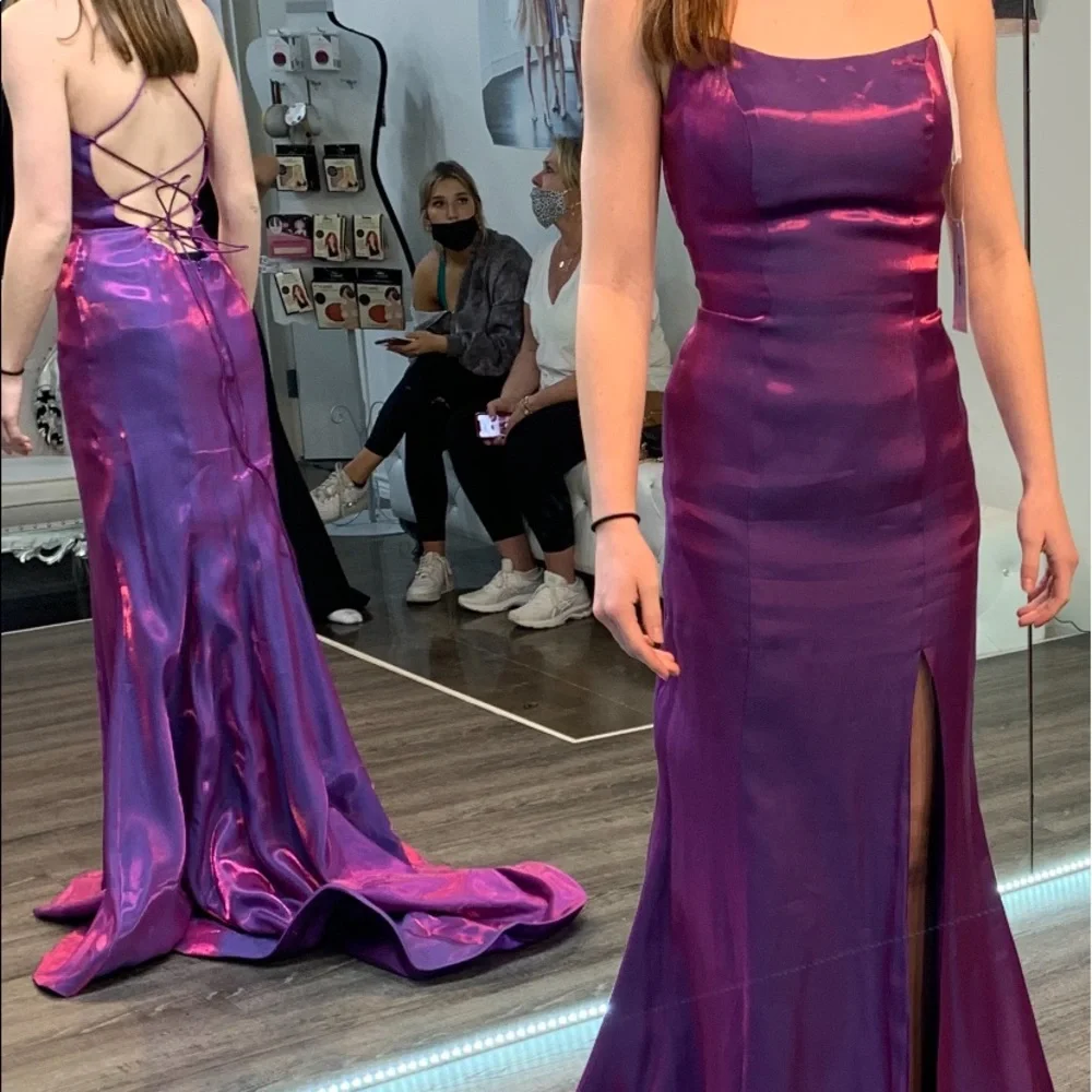 Sherri Hill 00 Iridescent dress - Picture 3 of 3